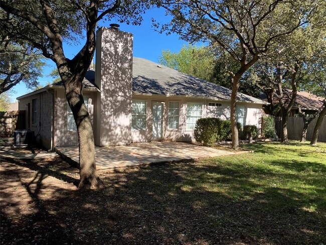 Building Photo - 1208 Tremont Dr