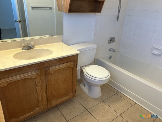 Building Photo - 1801 Lea Ann Dr