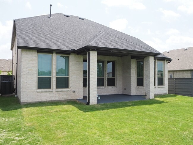 Building Photo - Beautiful 4 Bed 3 Bath Home in Aubrey