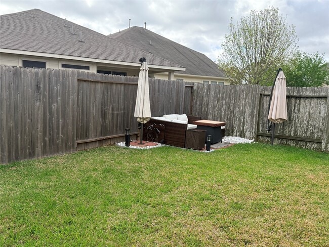 Building Photo - 15327 Summerlyn Point Ln