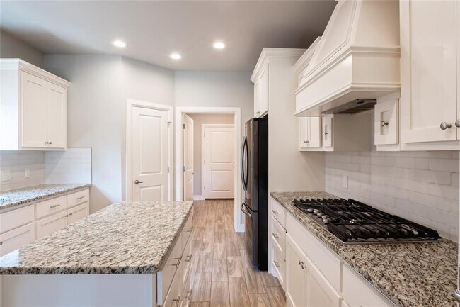 Building Photo - 12037 Ashford Dr