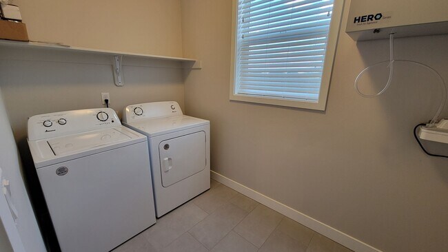 Building Photo - 2535 Brodie Ln