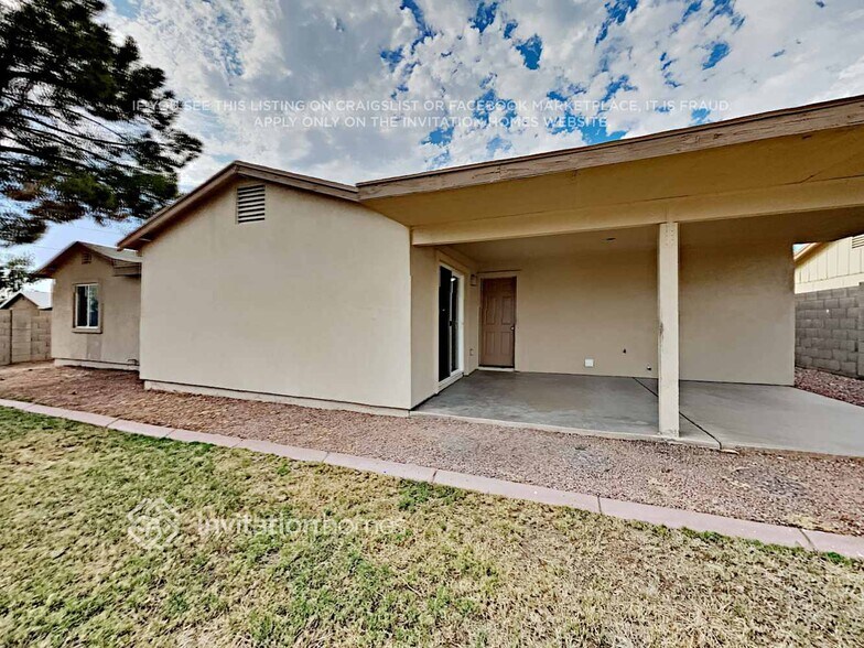 Building Photo - 3601 E Janice Wy