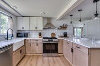 Building Photo - **Furnished Winter Rental** - Sackets Harbor