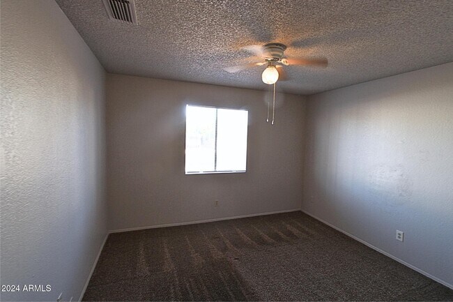 Building Photo - 4661 E Camino St