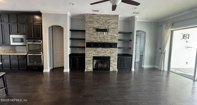 Building Photo - 4763 Yacht Ct
