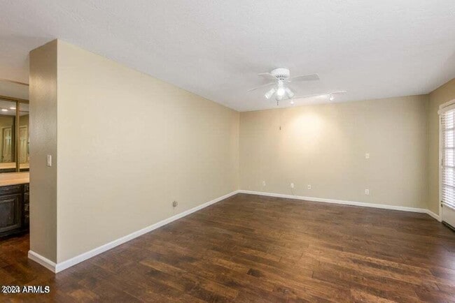 Building Photo - 7230 E Arlington Rd