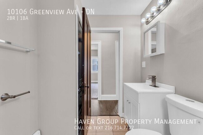 Building Photo - 10106 Greenview Ave