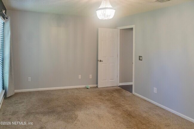 Building Photo - 1714 Ashmore Green Dr