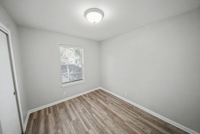 Building Photo - Updated Single-Story Home in Escondido North - Realtor Commission: $500