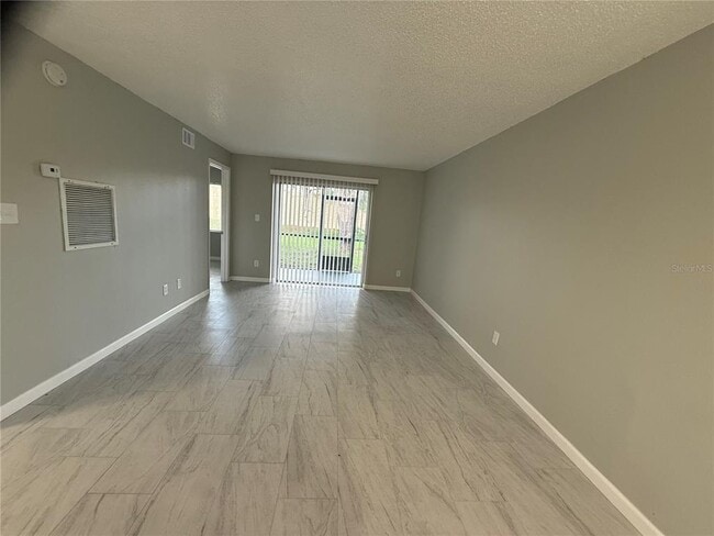 Building Photo - 124 Cory Ln
