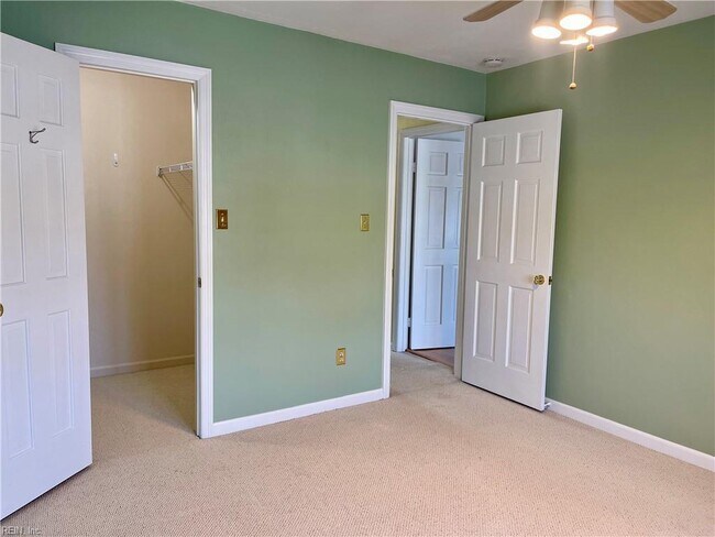 Building Photo - 2402 Whaler Ct