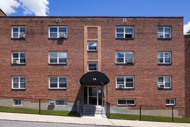 Building Photo - 10 Vinal St