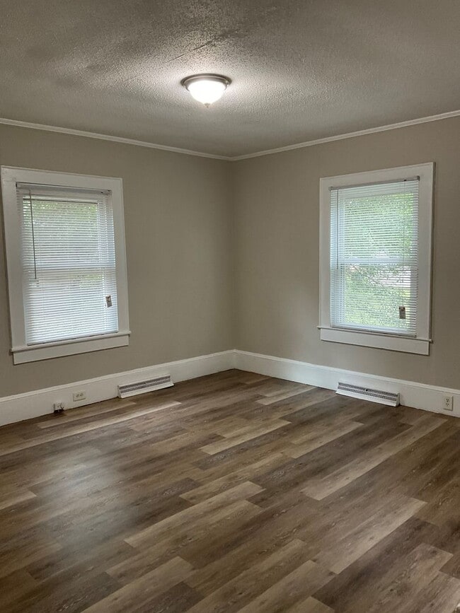 Building Photo - Newly Renovated 3 Bedroom home in Gastonia!