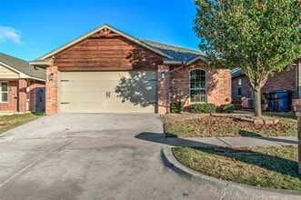 Building Photo - 12716 Heritage Oaks Dr