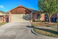 Building Photo - 12716 Heritage Oaks Dr