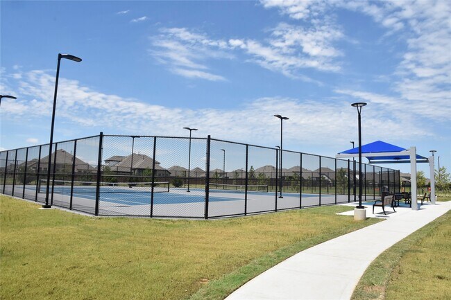 Building Photo - 5135 Sunvalley Bend Dr