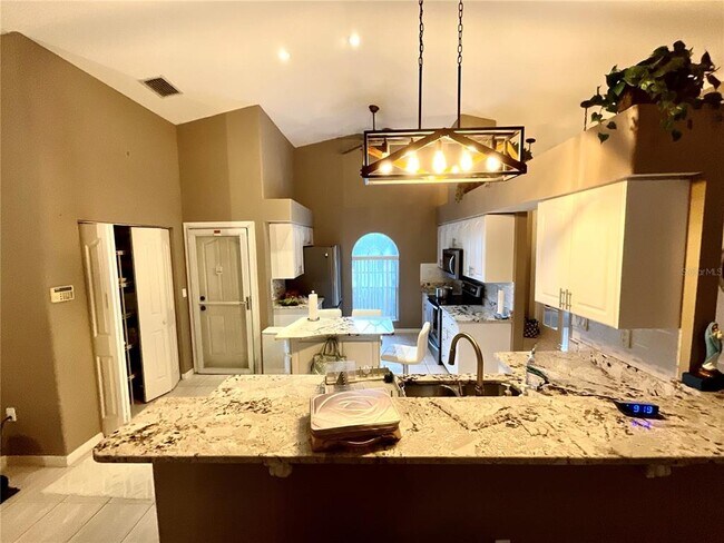 Building Photo - 2789 Morningside Dr