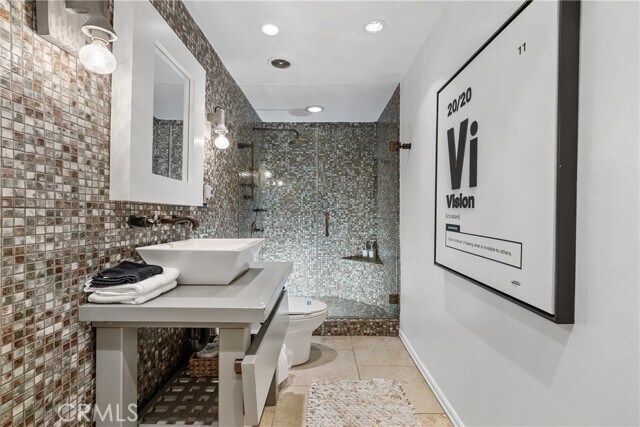 Building Photo - 3268 Dos Palos Dr