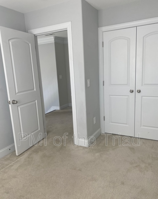 Building Photo - 1146 Augustine Heights Dr