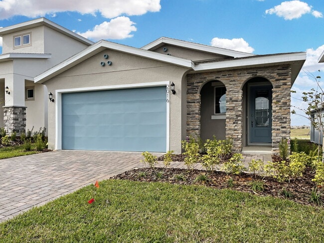 Building Photo - 2016 Sunshine Peak Dr