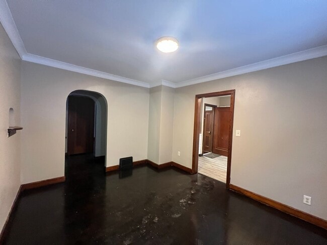 Building Photo - Click the “Apply Now” button or email wapmrentals@gmail.com for a prompt response.