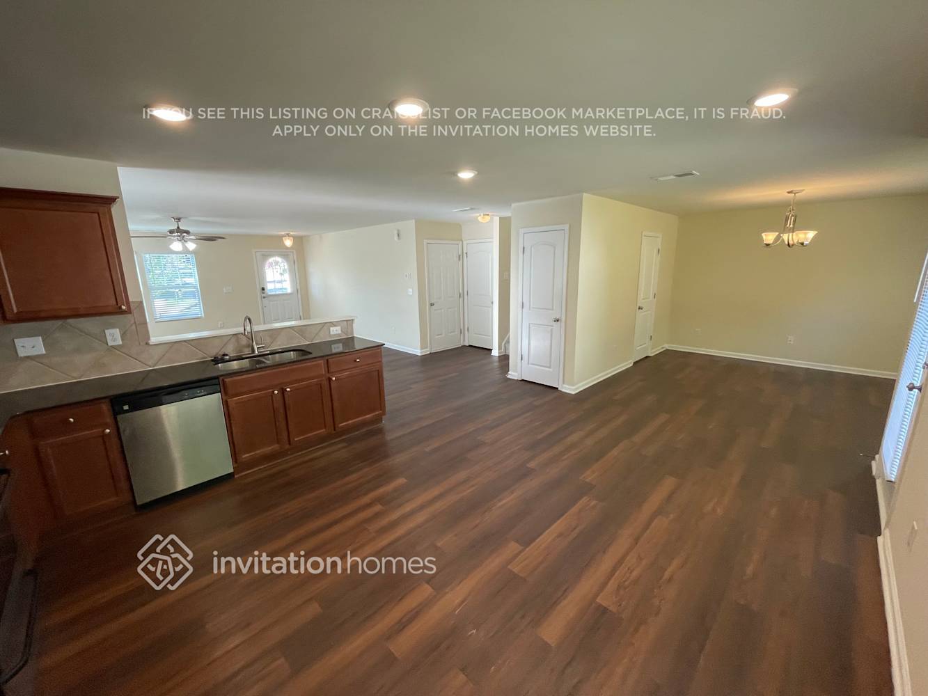 Building Photo - 4198 Clifftonville Ave SW