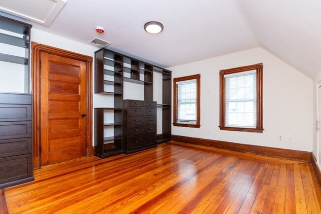 Building Photo - 24 Walden St