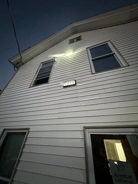 Primary Photo - 1310 Willis Ave