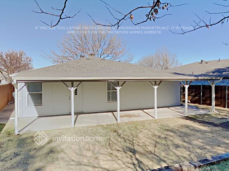 Building Photo - 4052 Staghorn Cir N
