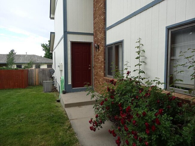 Primary Photo - RB4618/4620 W 14th Street