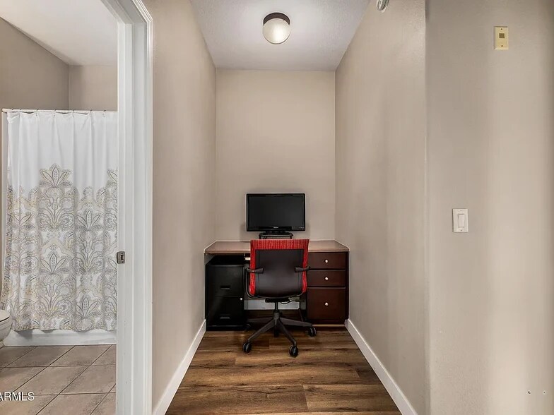 Building Photo - 19777 N 76th St