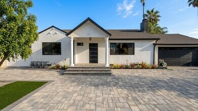 Building Photo - 7317-7321 Garden Grove Avenue