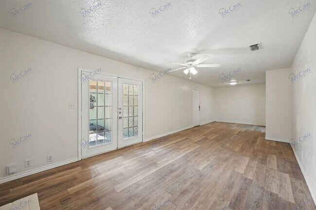 Building Photo - 4302 Segura Ct N