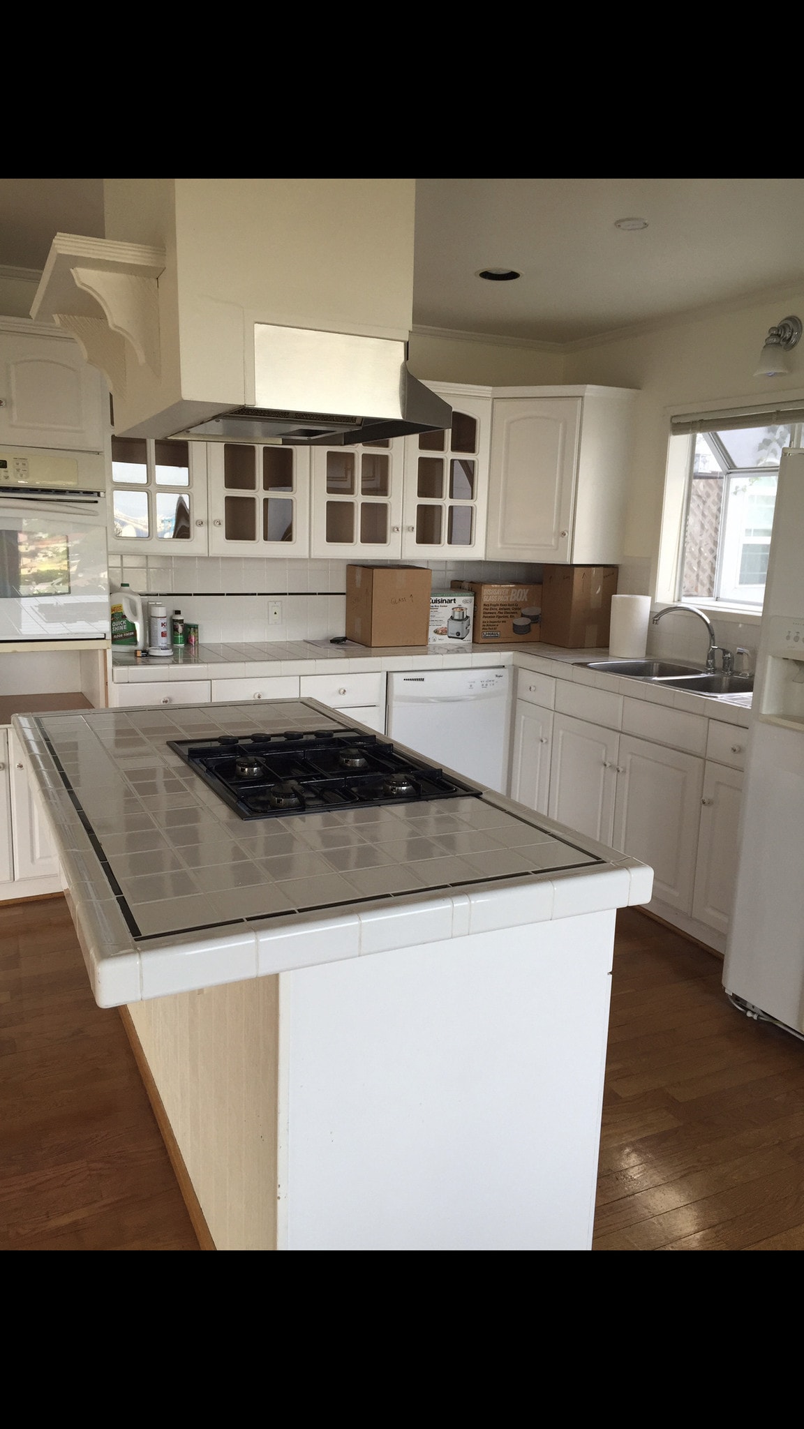 Building Photo - 706 W 29th St