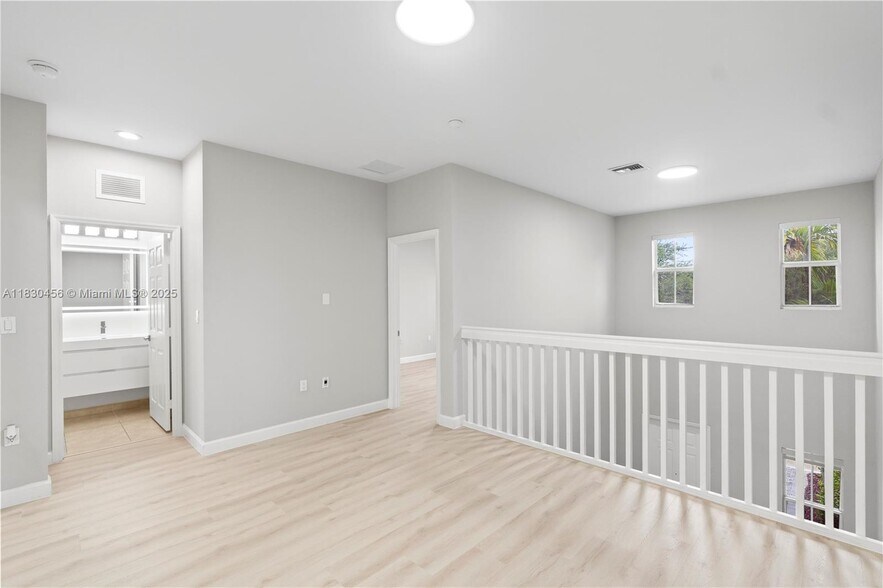 Building Photo - 10761 SW 7th St