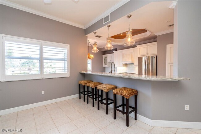 Building Photo - 14815 Laguna Dr