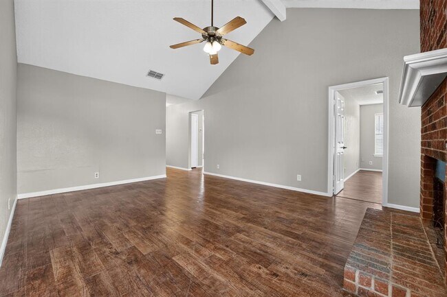 Building Photo - 1509 Taron Dr