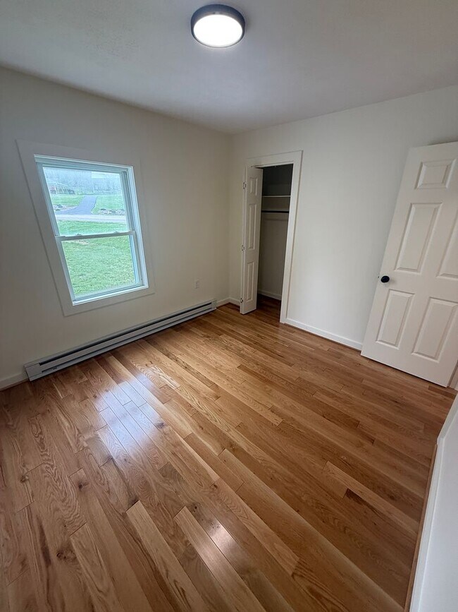 Building Photo - oliv3574