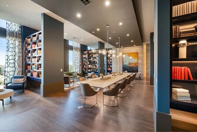 Building Photo - 1317 Post Oak Park Dr
