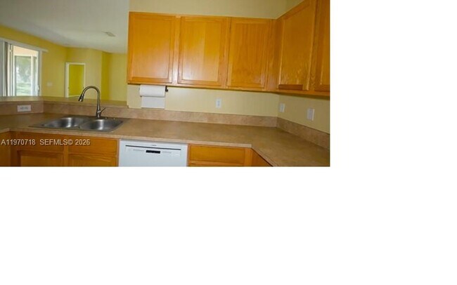 Building Photo - 8720 97th Ave