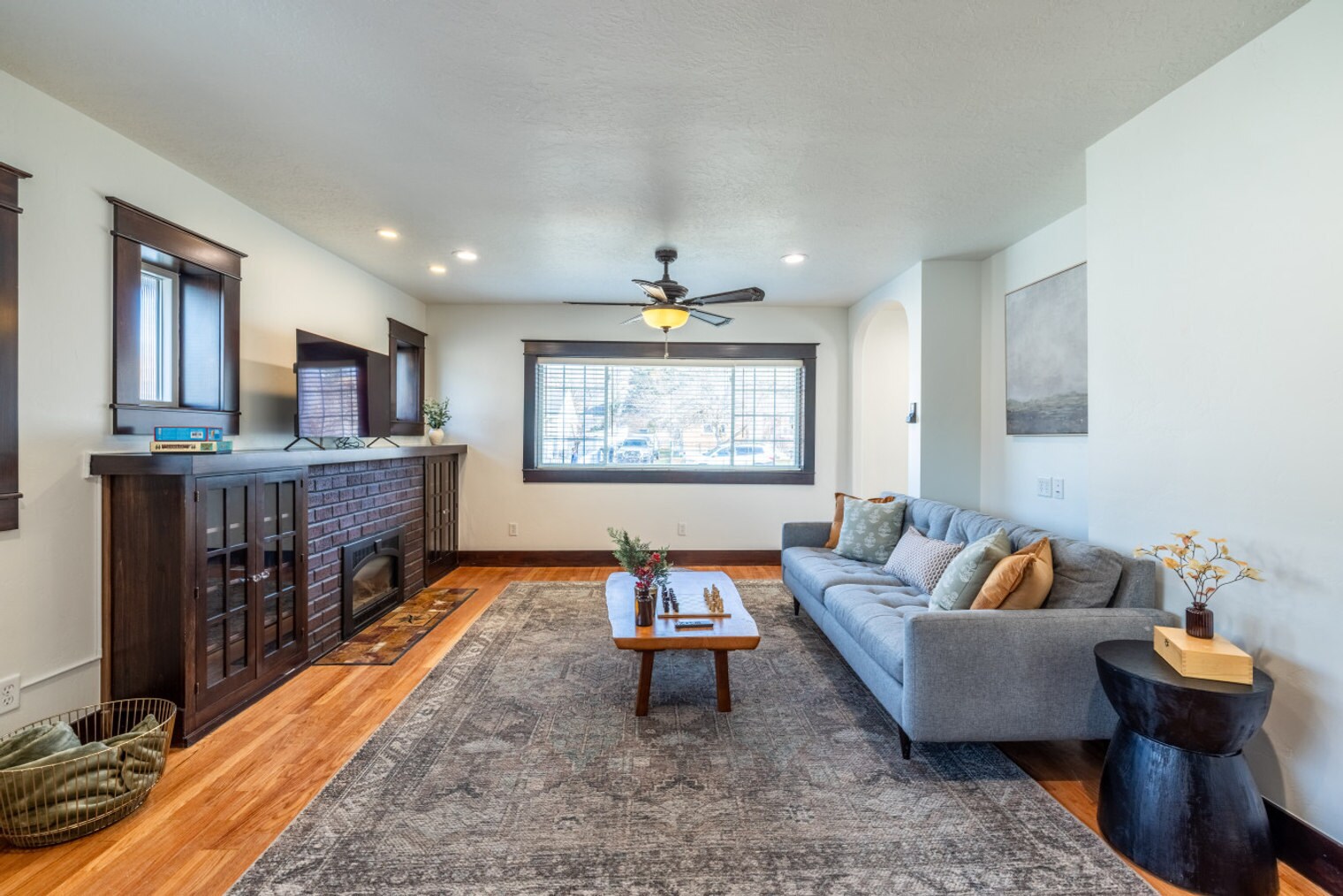 Building Photo - 3076 Melbourne St