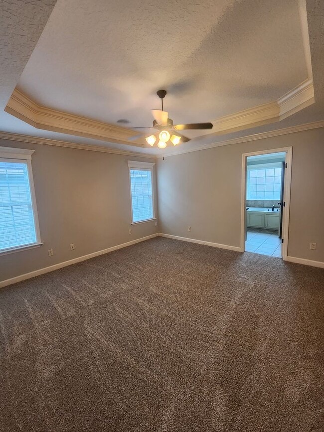 Building Photo - Modern Comfort in Nelson Hill – 3BR/2BA wi...
