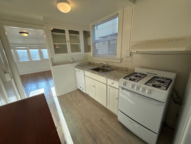Building Photo - RC- 3894-3896 Ruby St., Oakland, CA, 94609