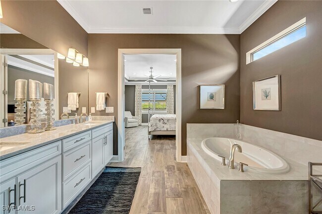 Building Photo - 9574 Everglades Dr