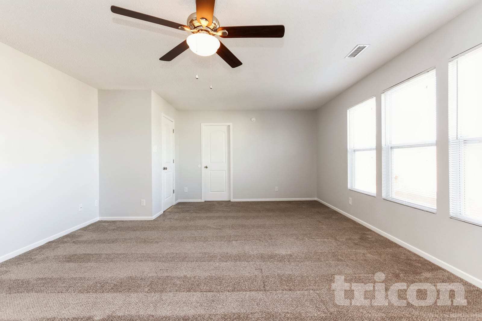 Building Photo - 453 Bridgewater Dr