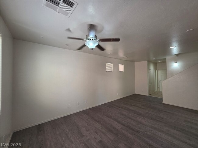 Building Photo - 7510 Perla Del Mar Ave