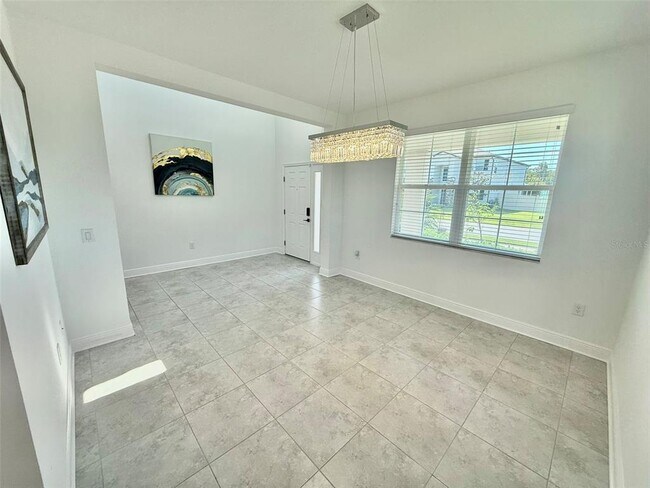 Building Photo - 12189 Nouveau Ave