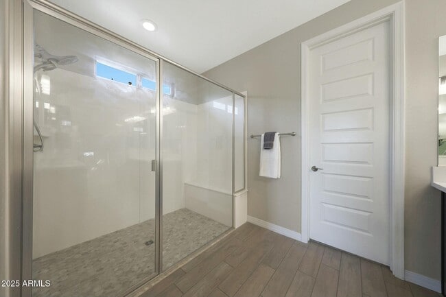 Building Photo - 8419 S 164th Dr