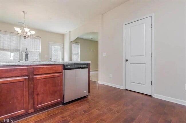 Building Photo - 3369 Castleberry Village Cir